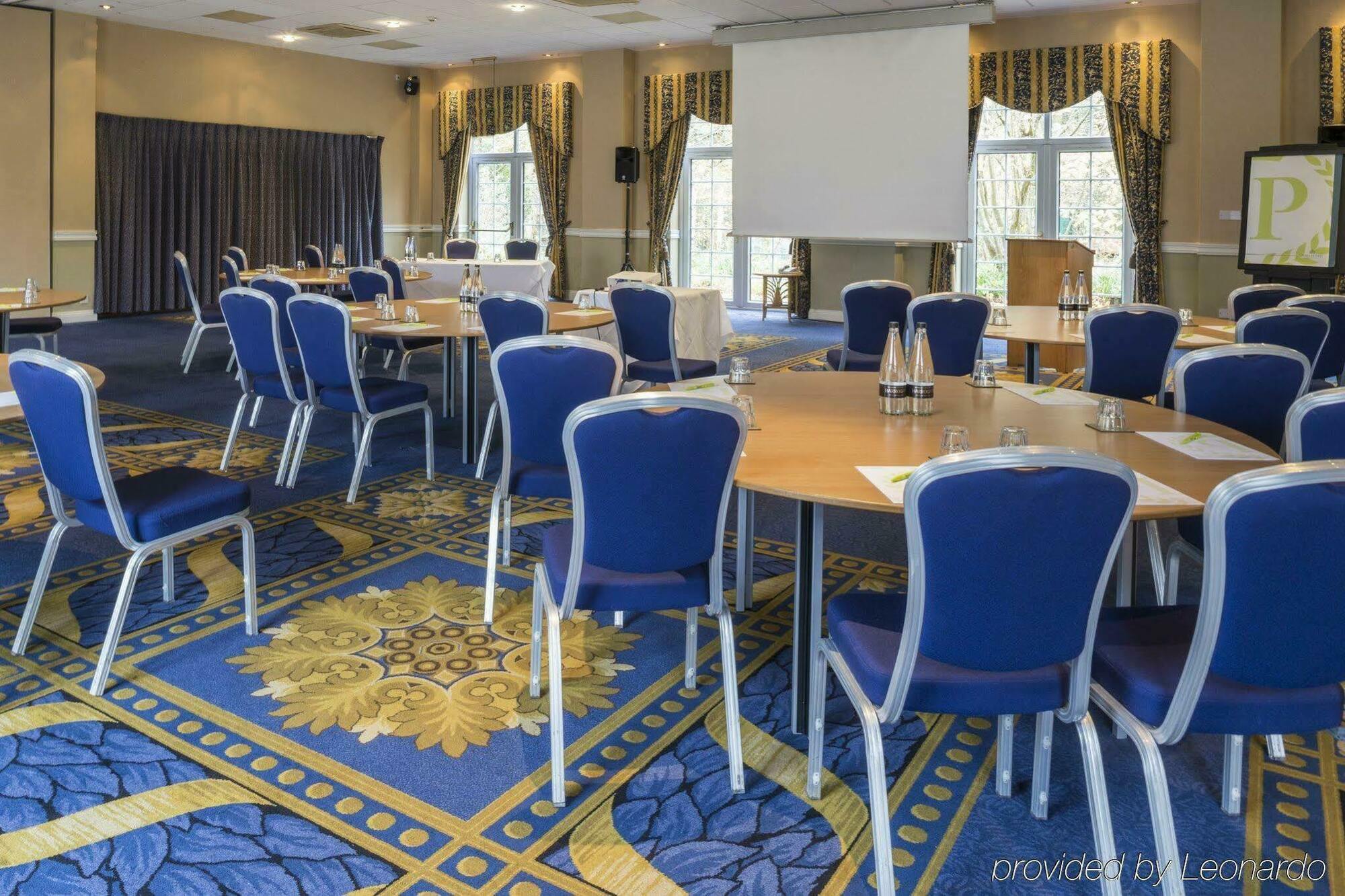 Basingstoke Country & Hotel 4*