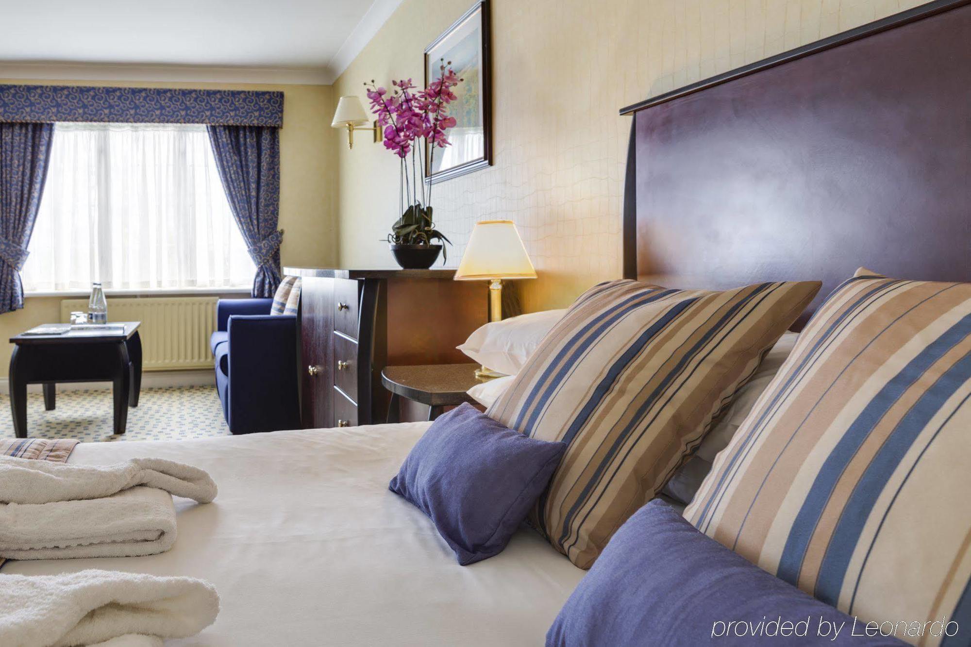 Basingstoke Country & Hotel 4*