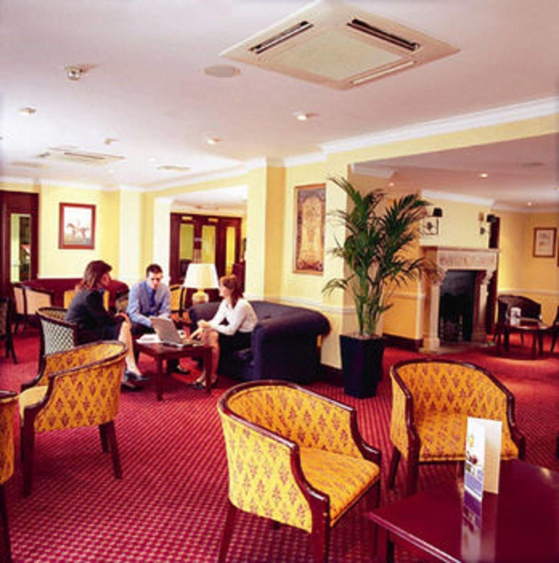Hotel Basingstoke Country & 4*